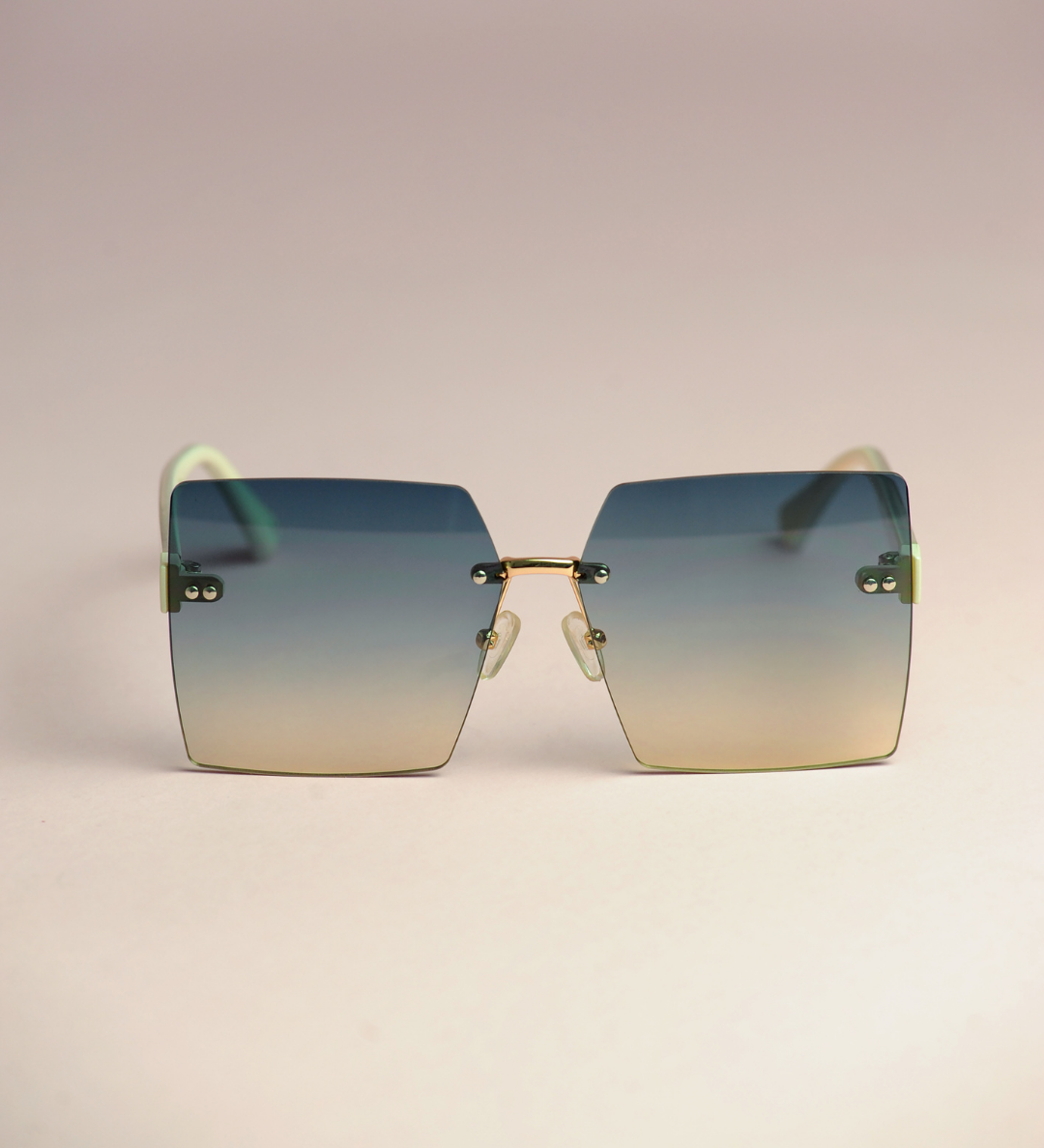 Monarch Redd Brané Gold Oversized Sunglasses 1