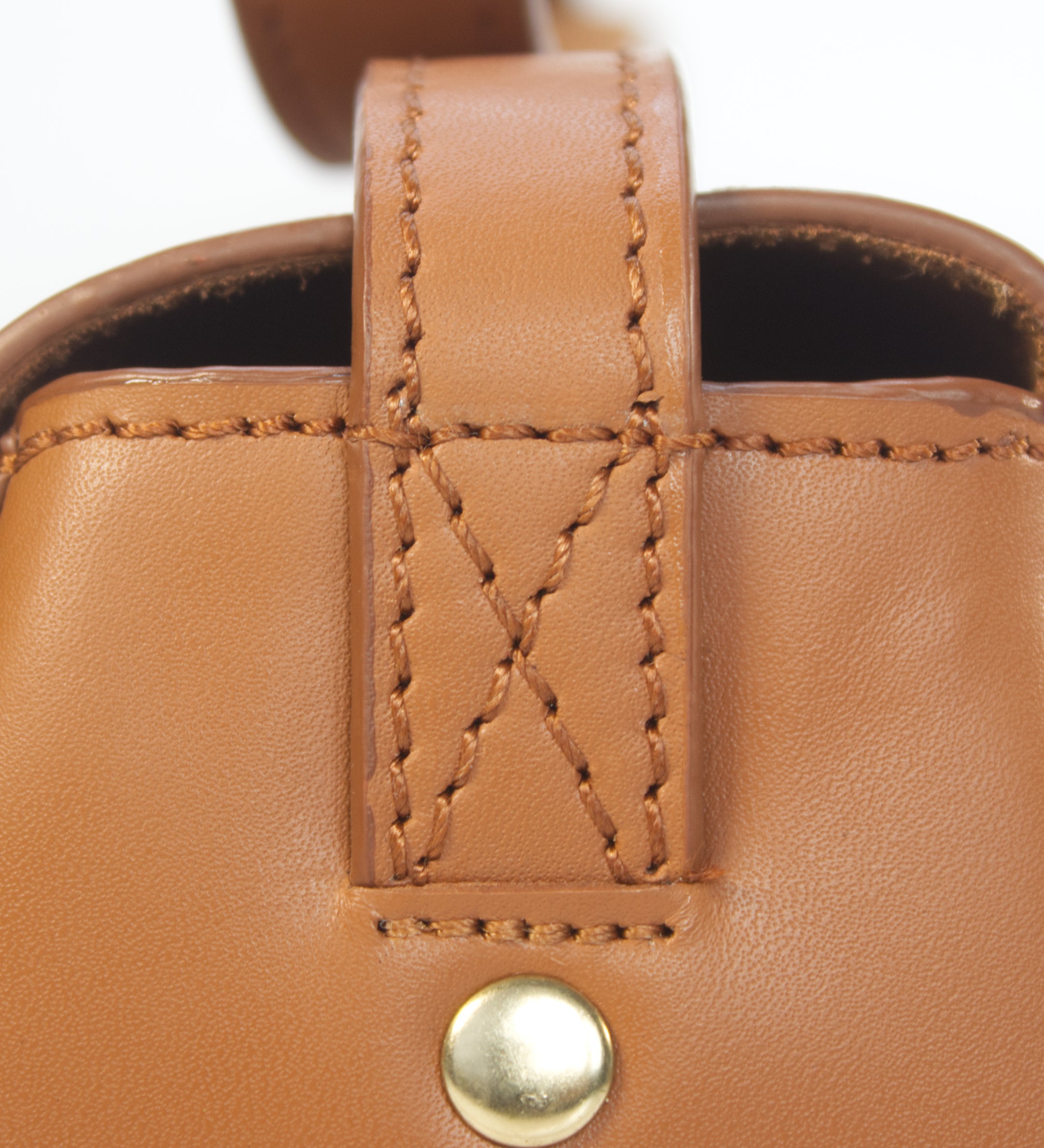 Mina Redd Caramel Pochette