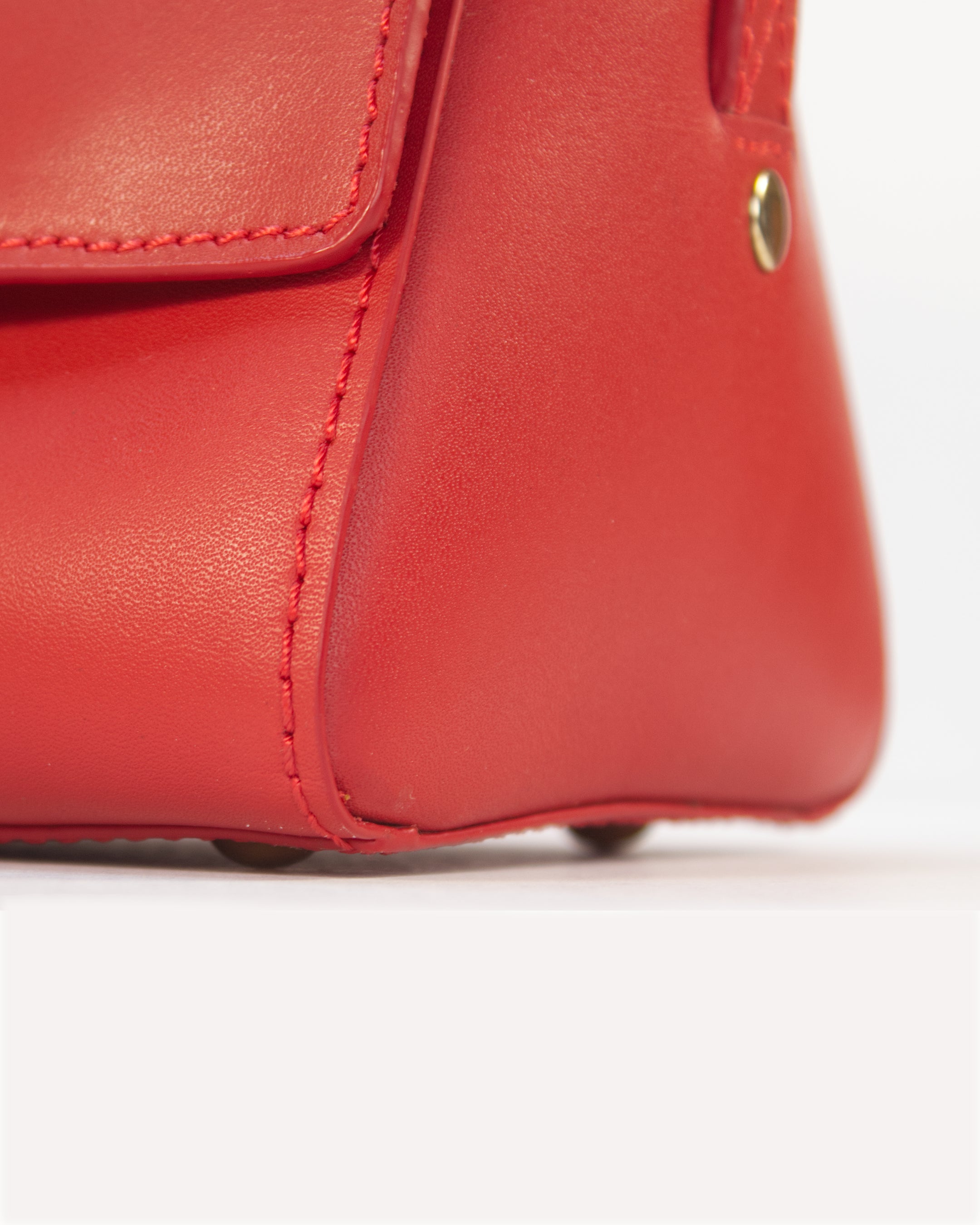 Mina Redd Red Pochette