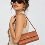 Mina Redd Caramel Pochette